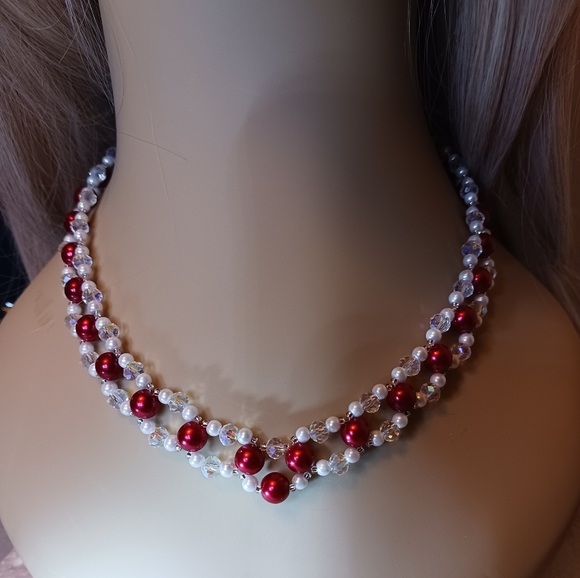New, Pearl & Crystal Necklace, Red, white & clear beads, 18.5 inch silver clasp - Picture 1 of 4